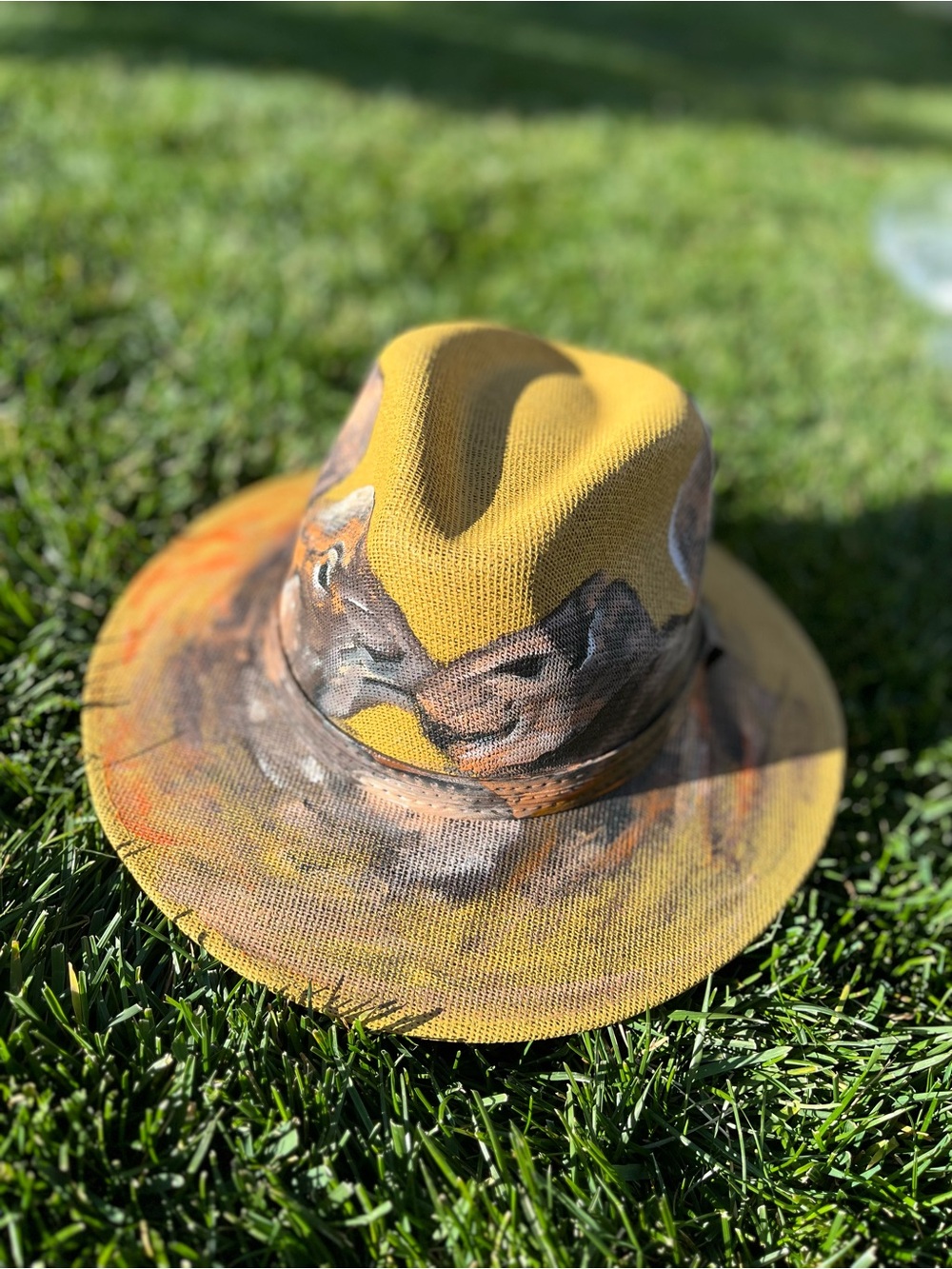 Hand-Painted Garden of the Gods, Kissing Camels, 🐪 Yellow & Brown Fedora Hat